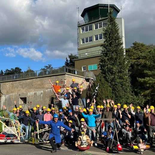 Chainreaction-_-E-zeepkistenrace-_-groepsfoto (1)