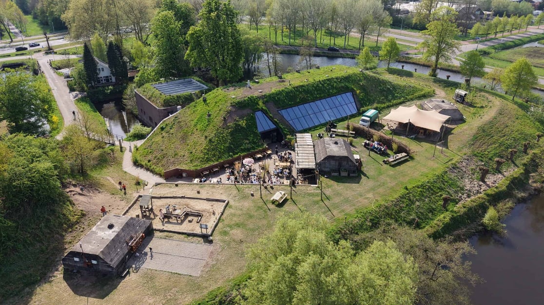 Fort-de-Gagel-buiten-view-hd