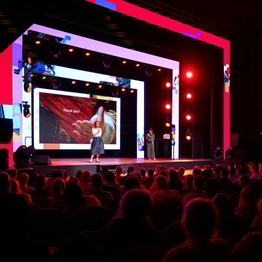 Gooiland-_-SURF-_-Fotograaf-De-Beeldredaktie-_-Research-Day-theaterzaal SQUARE (1)