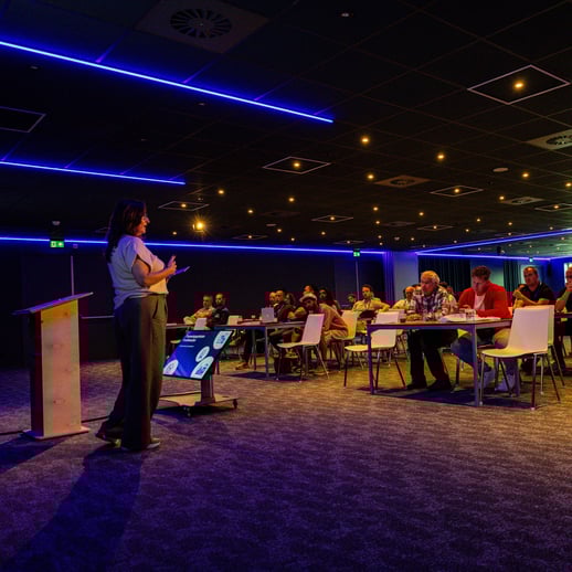 3 Expo Houten - congresruimte presentatie