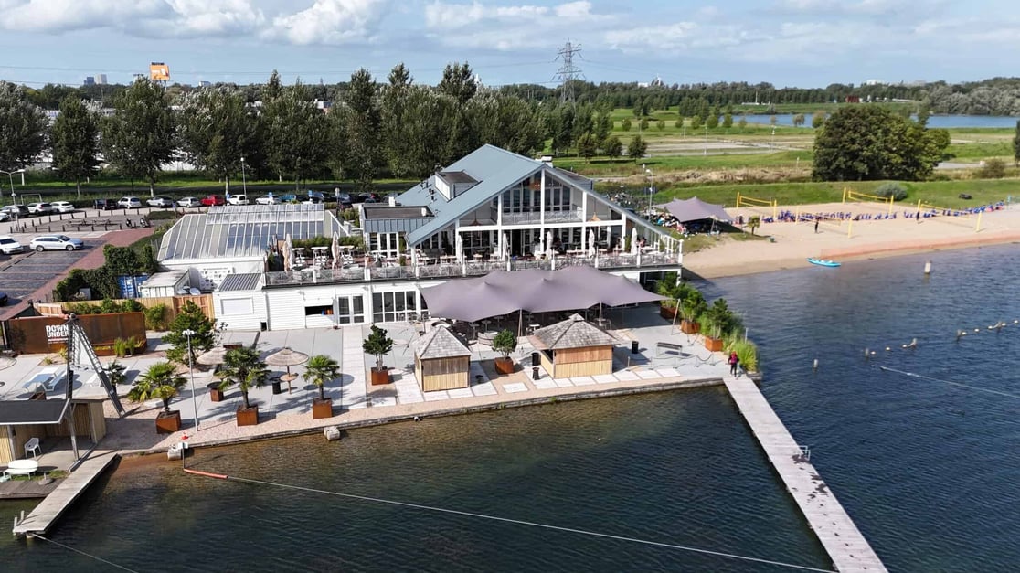 Down-Under-vooraanzicht-scaled