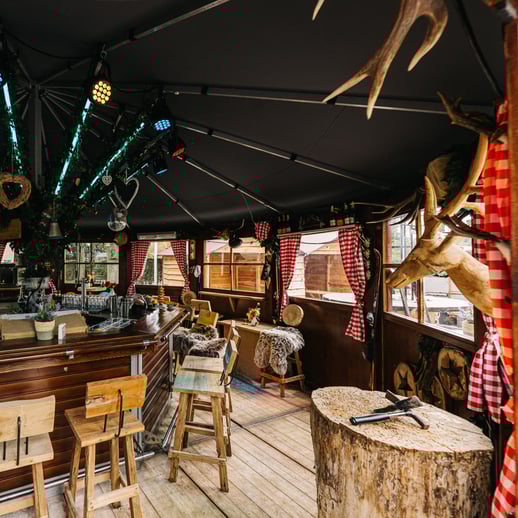 HEADER Green Village - Schirm-bar _ binnenkant