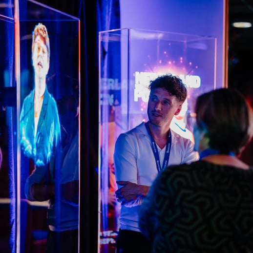 HEADER Heuvelman Inspiratiebanen _ AI hologram