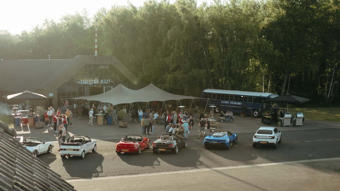 Vliegveld_Twenthe___Vredestein___Jubileum____Shelter_B527___fotograaf_Masterphoto_