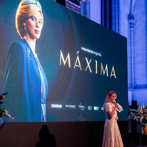 Speqtra-Maxima-premiere-gastvrouw-scaled (1)